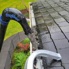 Gutter-Cleaning-in-Fall-City-WA-1 2