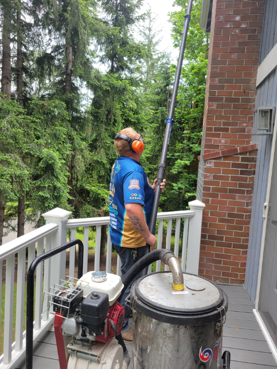 Gutter cleaning sammamish issaquah (1)
