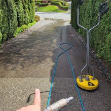 Long Driveway Washing in Sammamish, WA 0