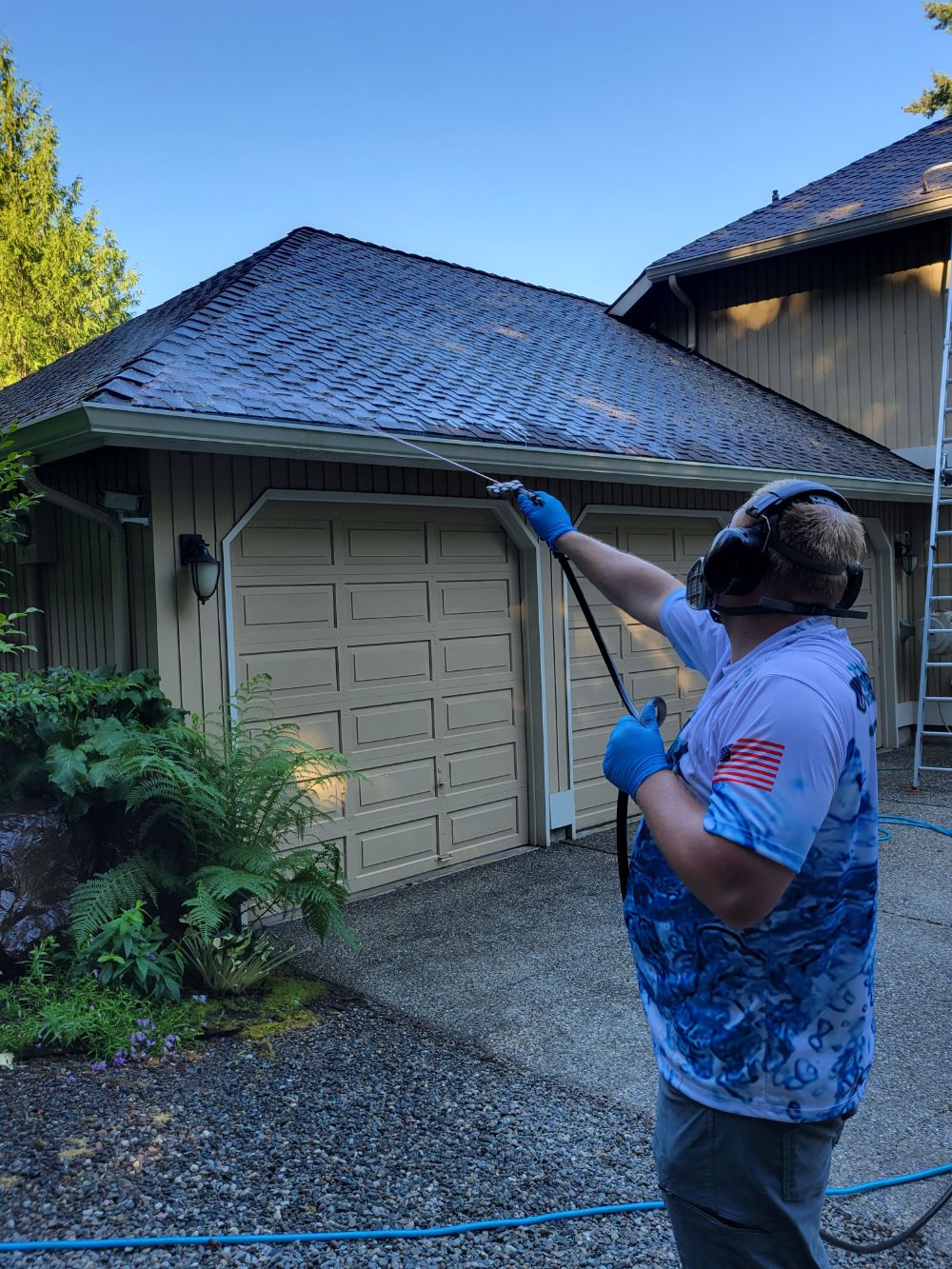 Roof cleaning in sammamish wa
