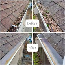 Gutter Cleaning on Northeast Katsura Street in Issaquah, WA