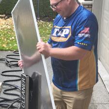 Window-and-Screen-Cleaning-in-Sammamish-WA 3